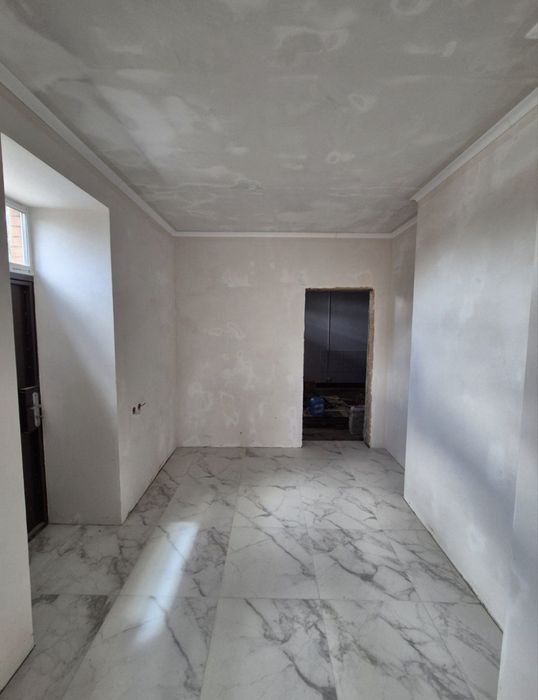 Продам Будинок. Новомиколаївка