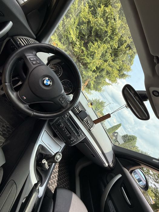 Samochód BMW serii 1 e87