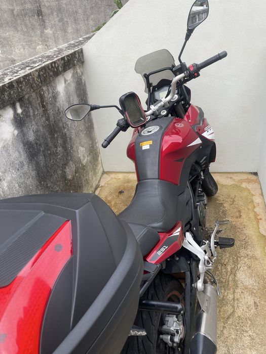 Benelli TRK 251
