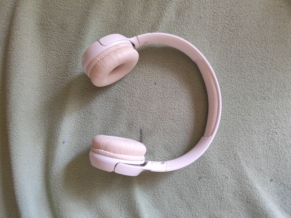 Fones JBL tune 520bt