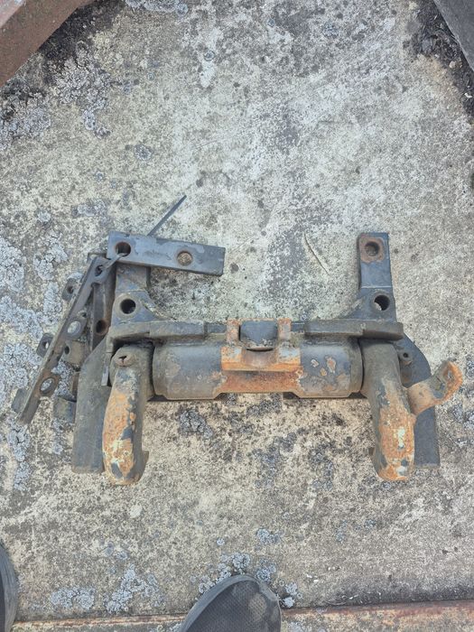 Zaczep dolny Hicz CASE mx 135