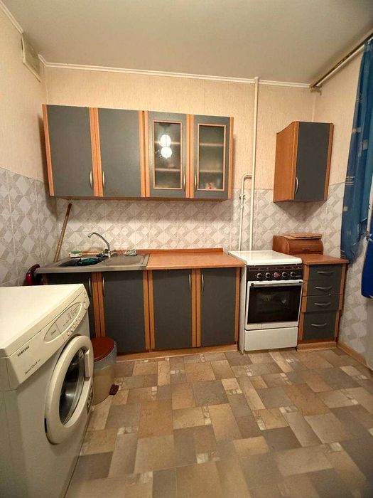 Продається трикімнатна квартира по вулиці Гончій, центр міста!