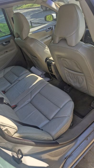 Volvo V70 2005 rok 2.4 diesel