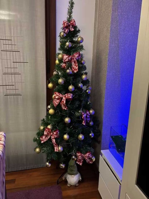 Árvore de Natal Artificial, Verde Escuro 150cm  Com Montagem GRATUITA