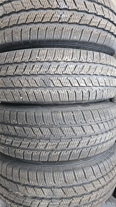 225/75/16C Continental VanContact