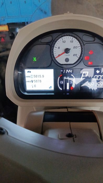 Трактор Massey Ferguson 8737 S