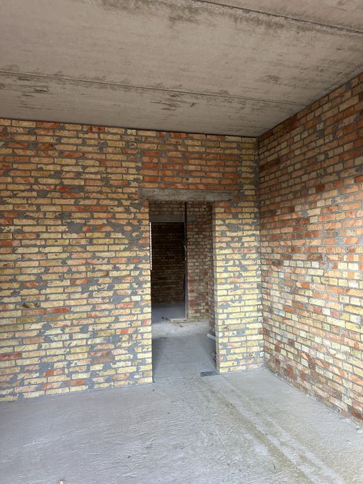 Пропонуємо до продажу  Побудований Будинок в Соснівці зі Своєю Терасою