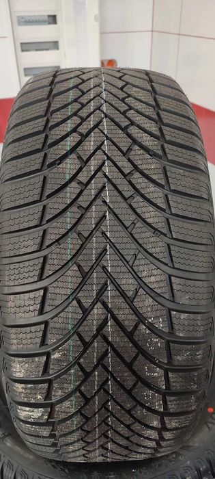 Nowa Opona Zimow Fortune
NIVALIS WINTER PRO XL
255/45R19 104V
XL