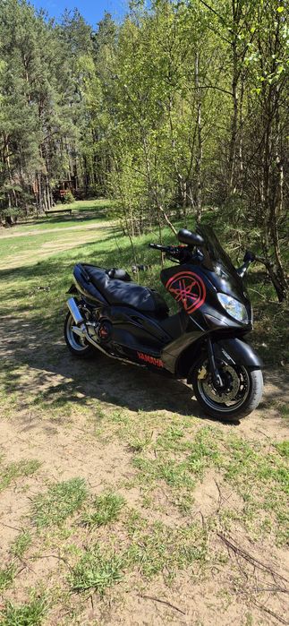 Yamaha tmax 500.