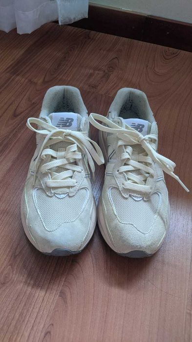 Tênis feminino New Balance amarelo claro n° 40