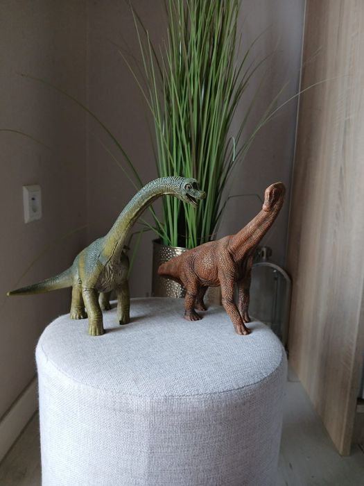 Dwa dinozaury marki schleich