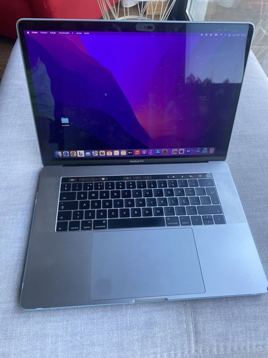 MacBook Pro 15 Touchbar 2016