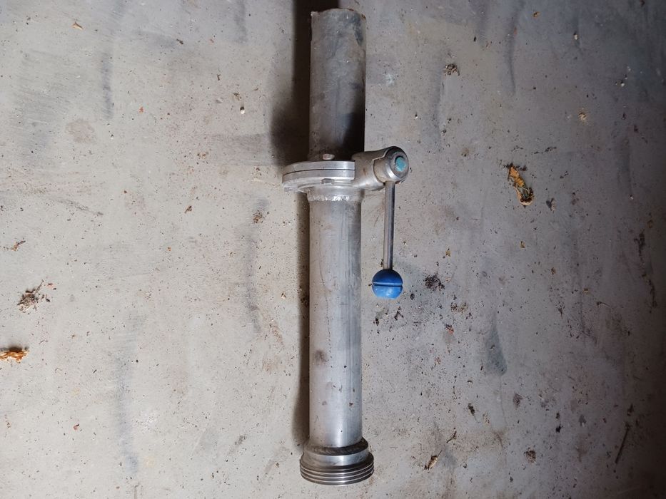Torneiras de passagem em inox de duas polgadas e meia usadas em bom es