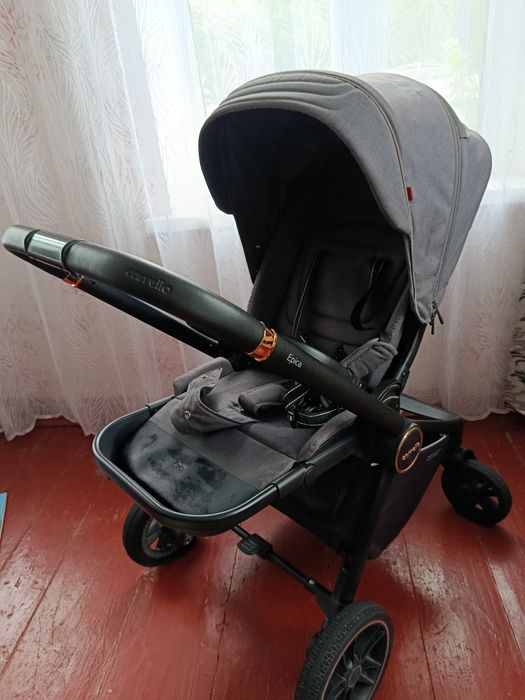 Продам дитячу коляску Carrello Epica 2в1