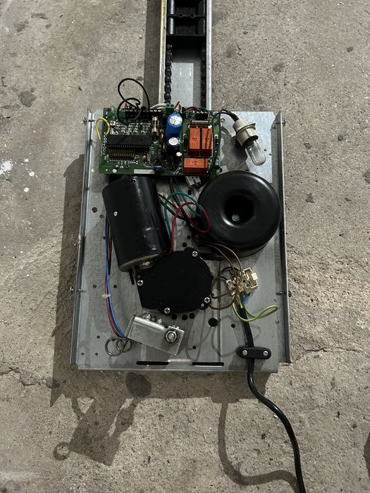 Automatismo (avariado) porta garagem