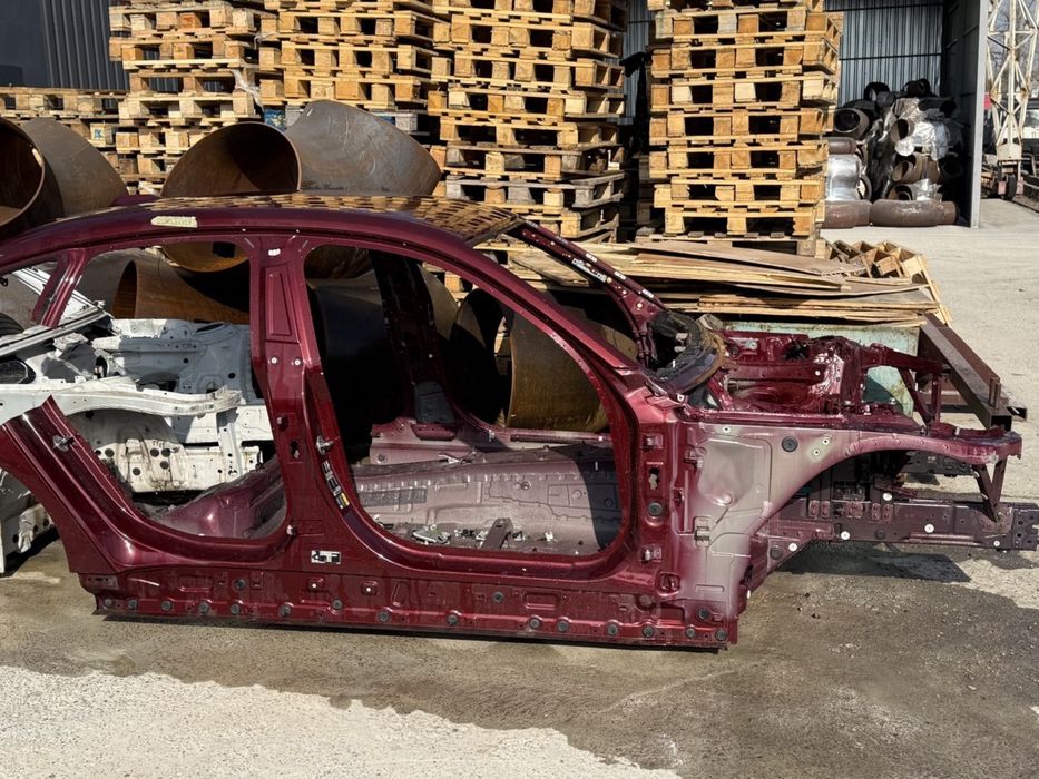Поріг порог сапог центральна стійка боковина BMW G26 розборка