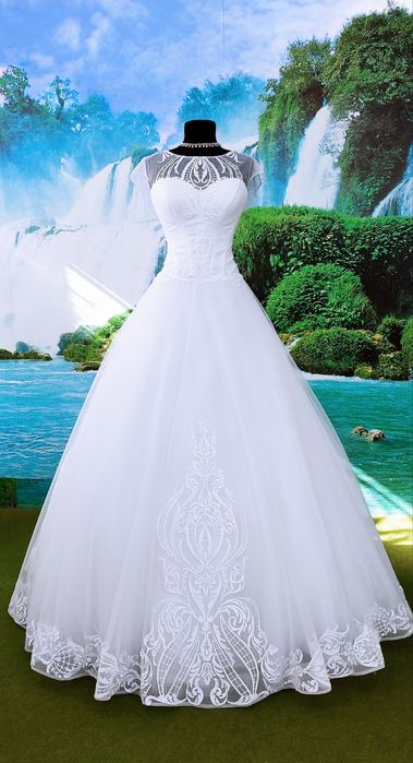 Вечірні.   сукні