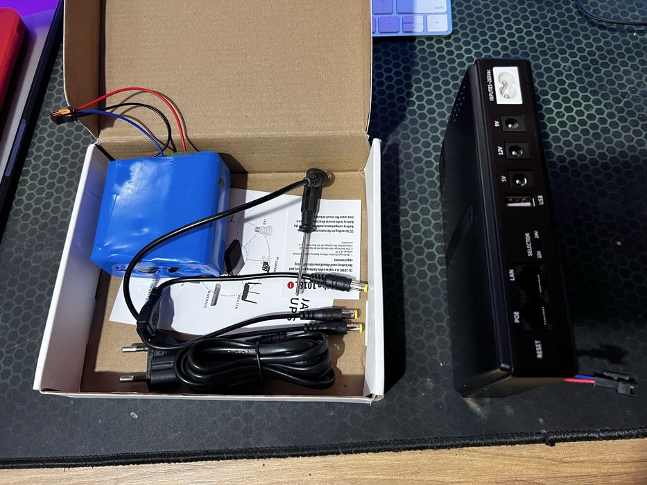Павербанк/UPS для WiFi підвищеної ємності (24000 mah)