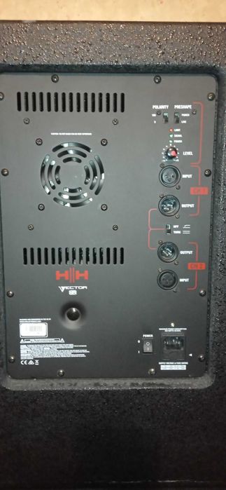 Активнi Сабвуфери HH Electronics VRS-118A