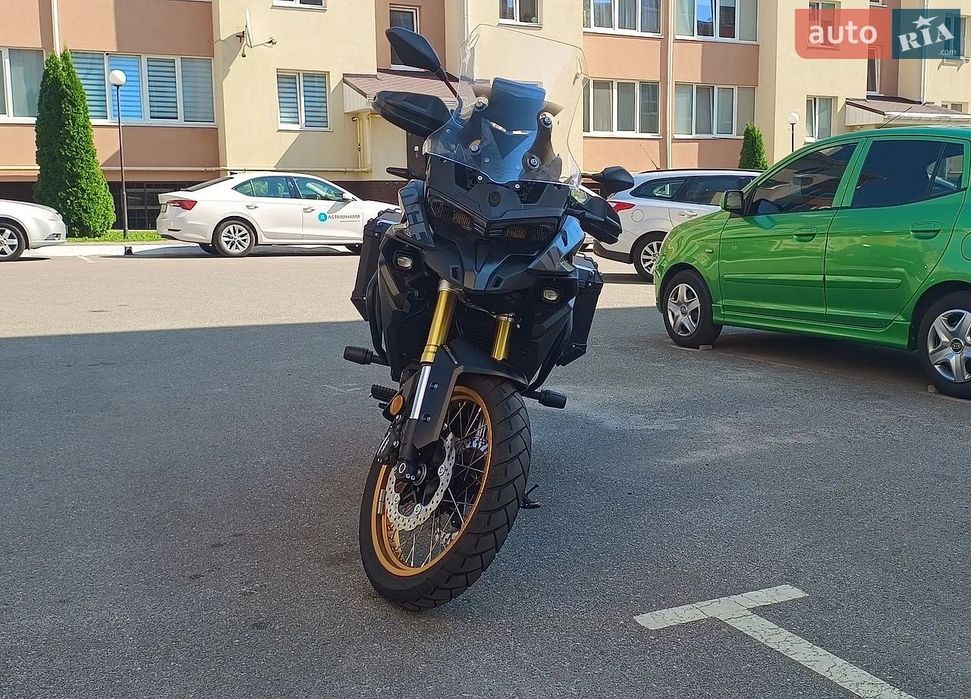 Voge DS525X Black Knight