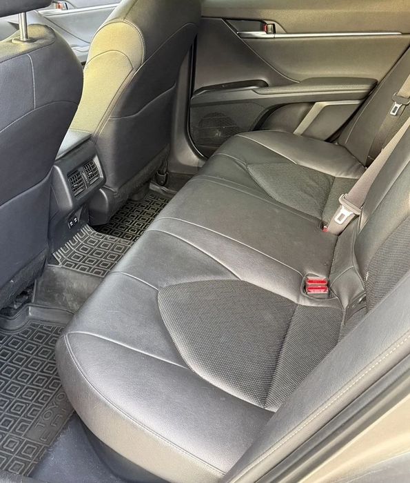 Toyota Camry 2021 hybrid