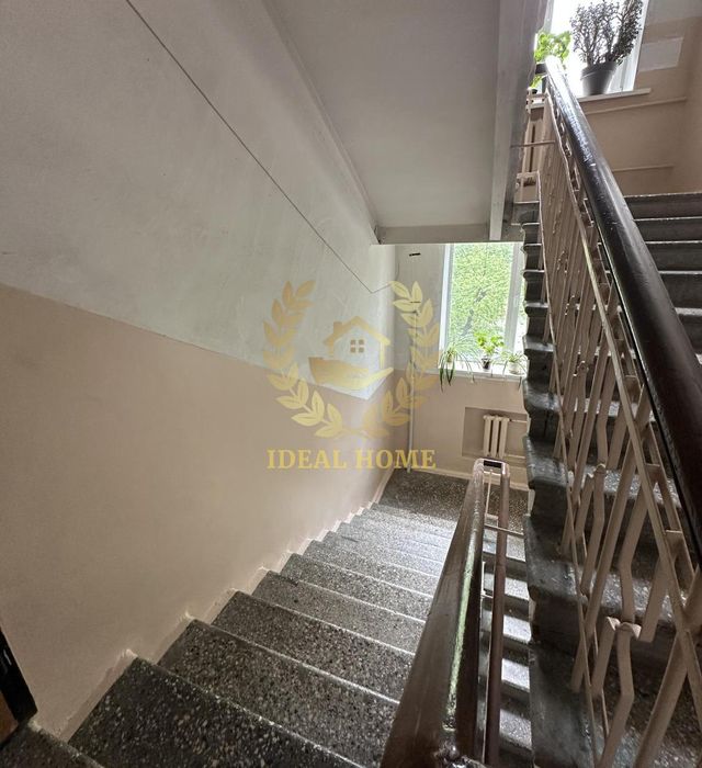 Продаж 2к квартири під ремонт метро Лук’янівка Ваучер Є Відновлення всі державні програми закритий двір