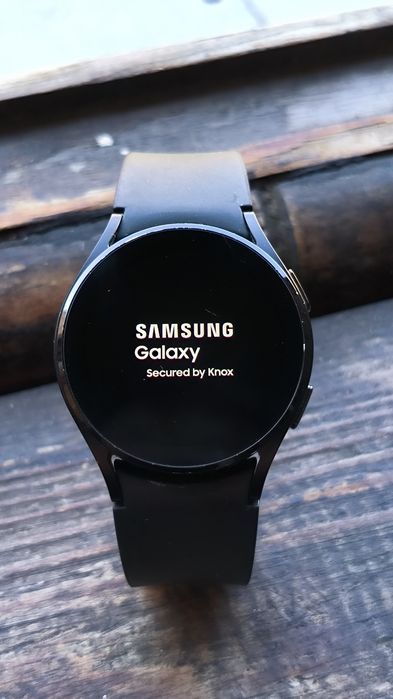 Смарт-годинник Samsung Galaxy Watch 4