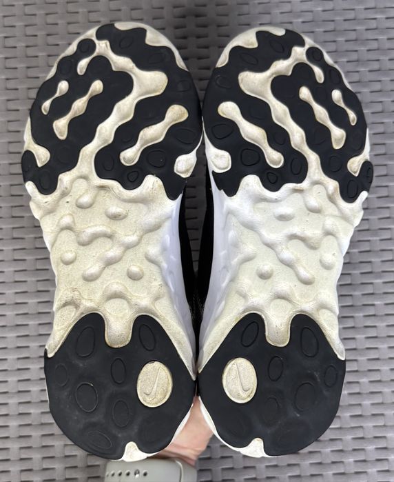 Nike Renew Element кроссовки 38 размер спортивные черные