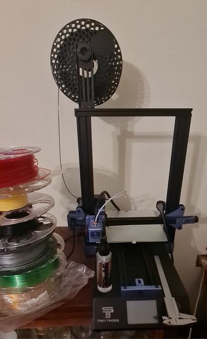 Impressora 3D 230mm×230mm×300mm.