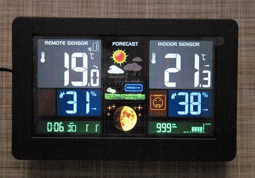 Метеостанция НОВАЯ настольная FJ3378 с барометром и WF датчиком