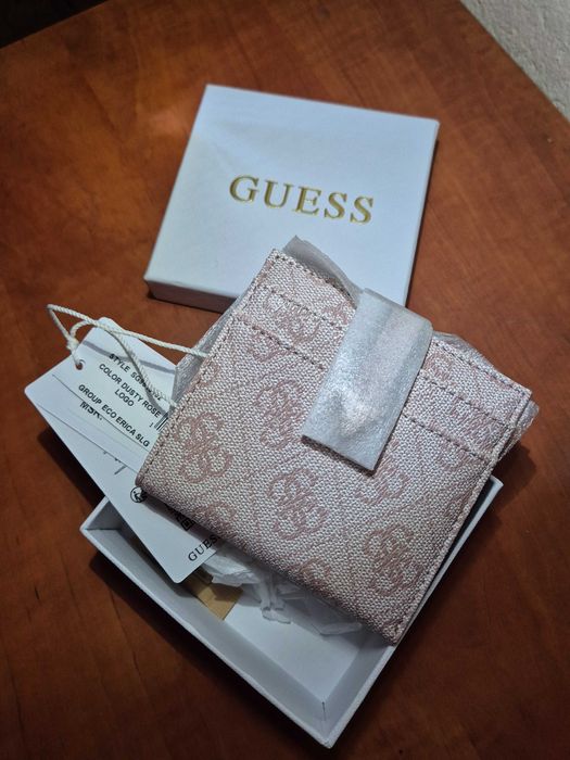 Porta cartões Guess