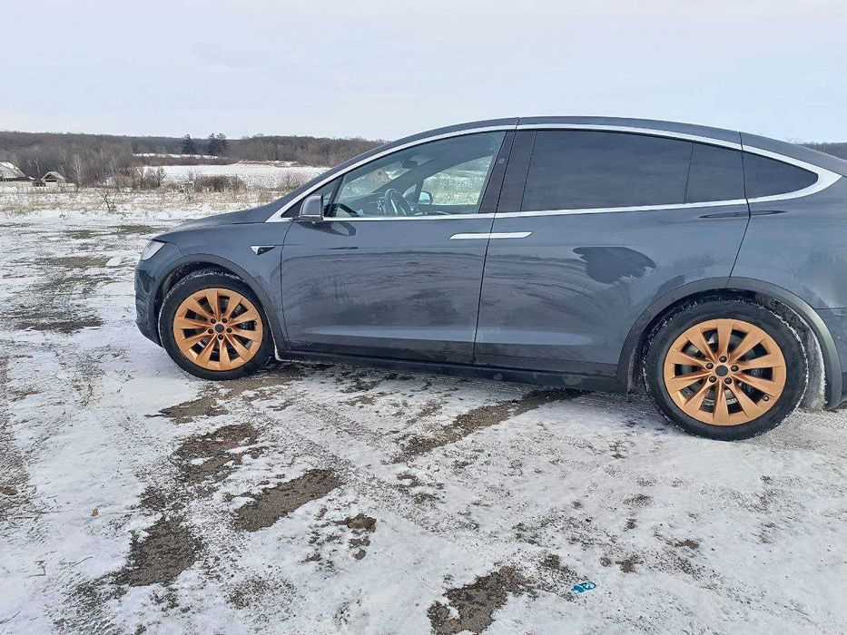 Продаю Tesla Model X 2016 року