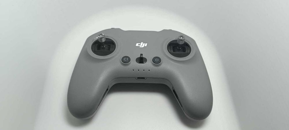 DJI NEO Fly More Combo + RC3 & Goggles N364584766303363123