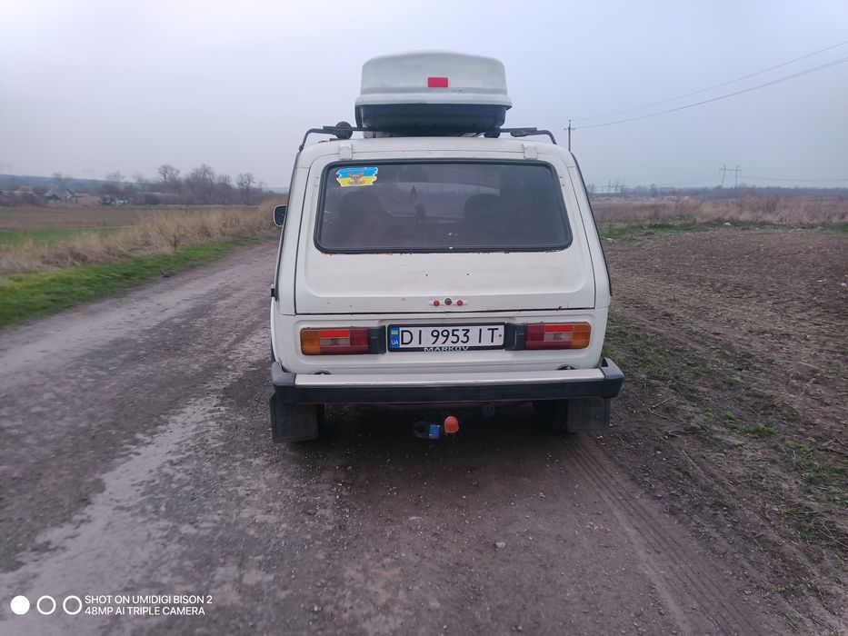 ВАЗ нива 2121 в хорошем состоянии