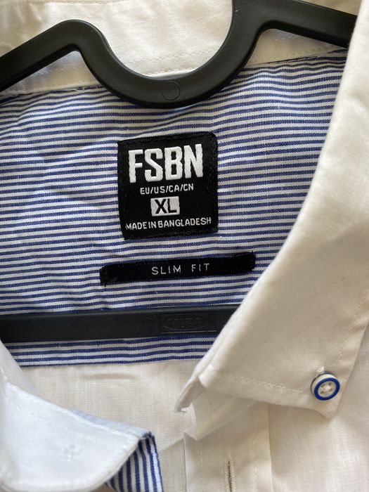 Koszula męska biała na guziki XL elegancka garniturowa niebieskie FSBN