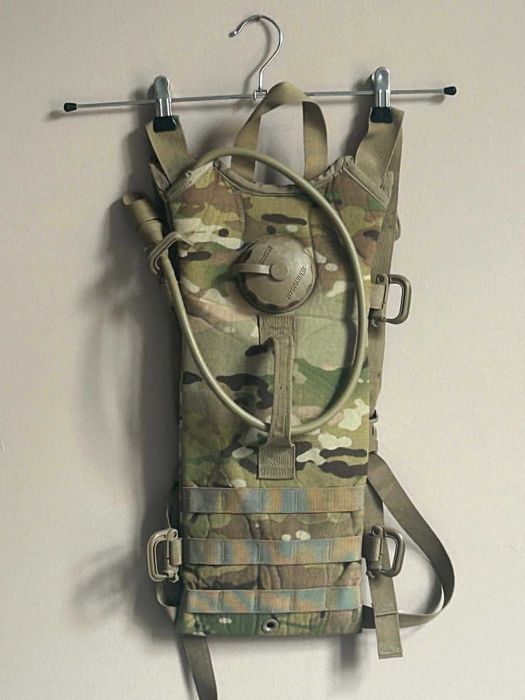 Oryginalny US Army Molle II Hydration System – Multicam/OCP – 3 L