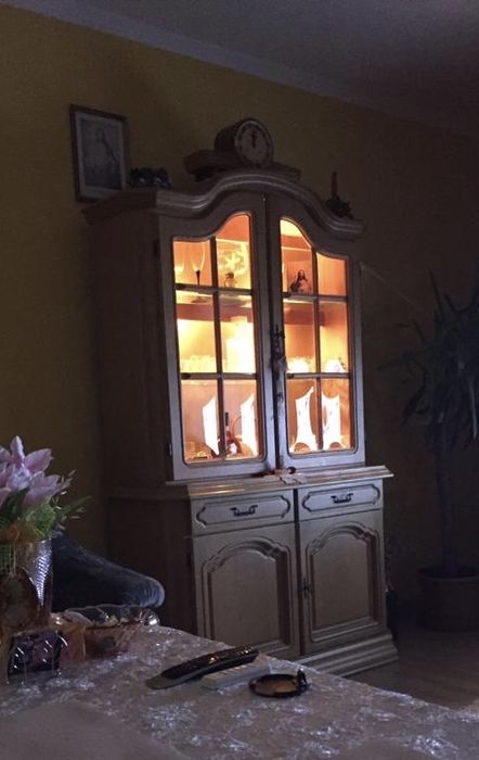 Zestaw Mebli Dębowych Witryna Kanapa i Fotele i Ława