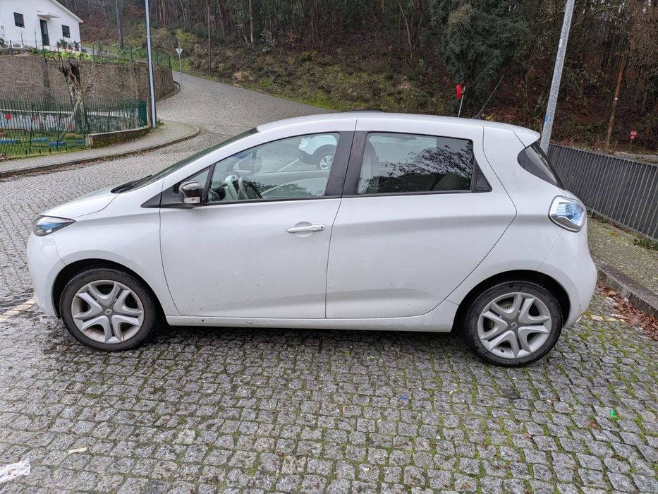 Renault Zoe 2018 | Elétrico | Bateria Própria 40 kWh