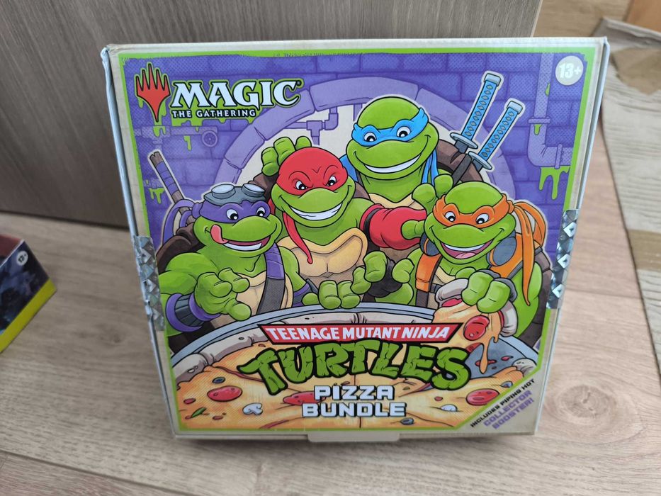 Teenage Mutant Ninja Turtles Pizza Bundle