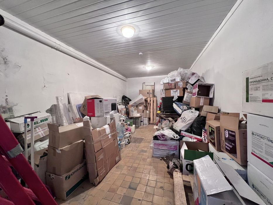 Продам магазин на зупинці Привокзальна площа (топ-місце)