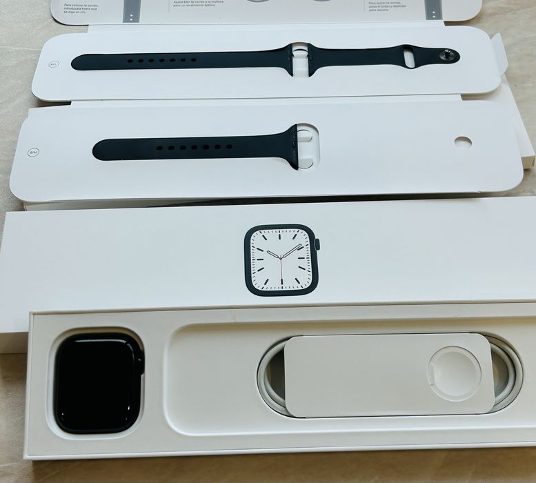 Apple Watch  series 7 45 mm