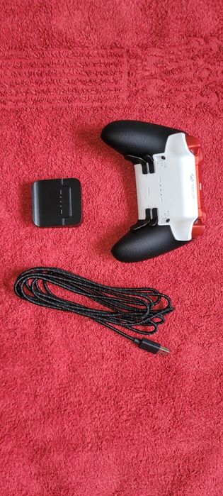 Геймпад беспроводной Microsoft Elite Series 2 Core красный (