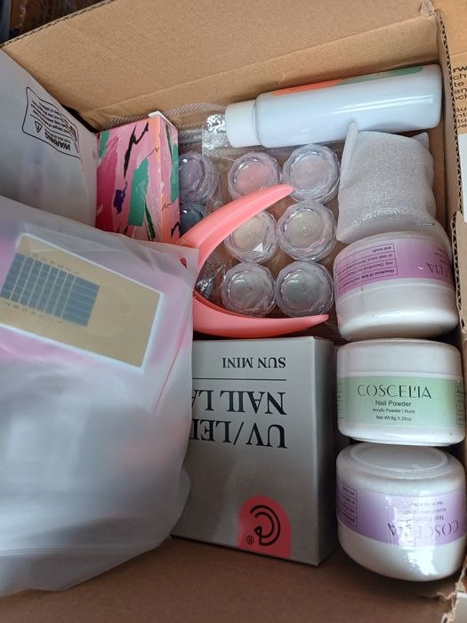 Zestaw do paznokci hybrydy lampa led lakiery mix box