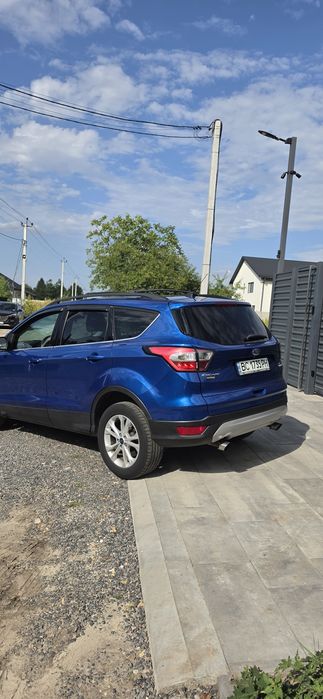 автомобиль  ford escape