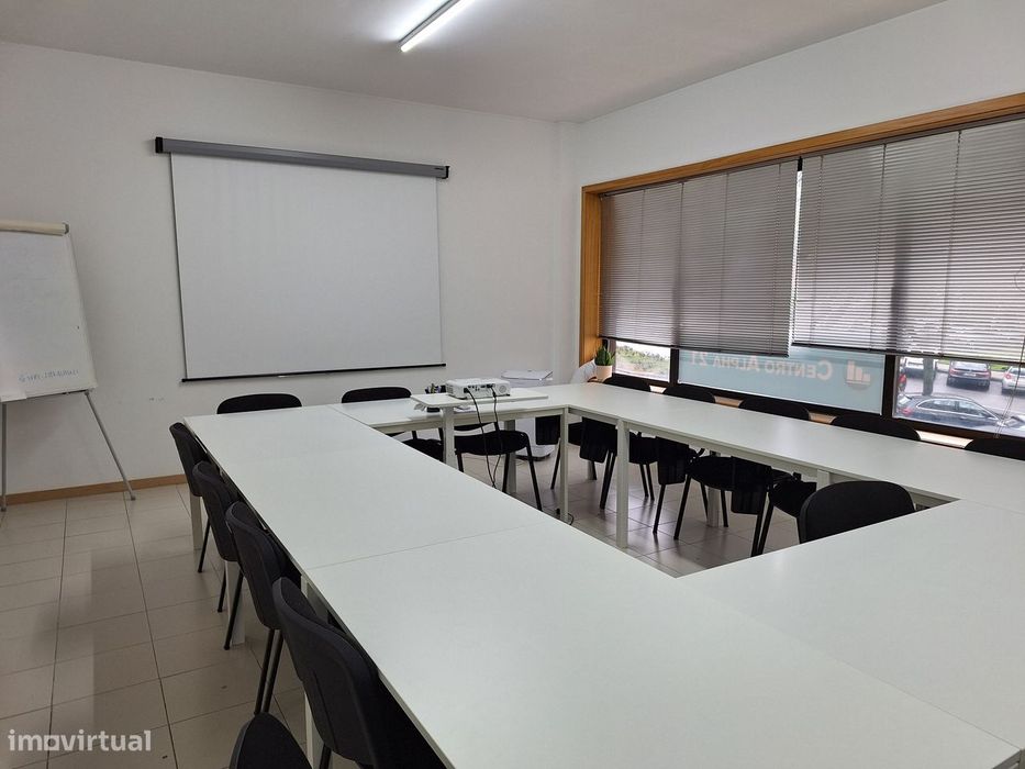 Sala de formação, reunião, workshops - espaço coworking