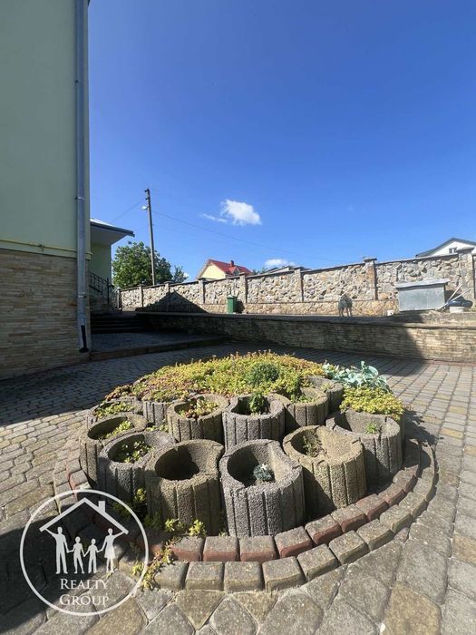 Продаж будинку з ремонтом для великої сім'ї у Великих Грибовичах!