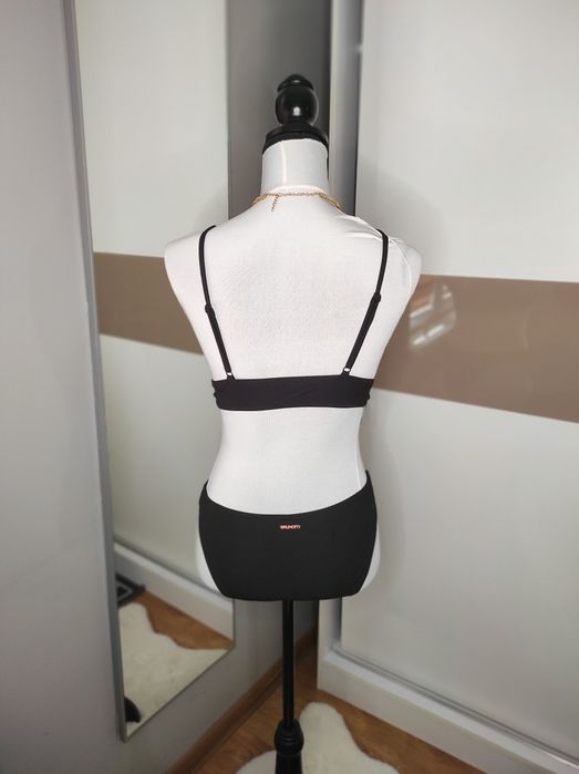 Klasyczne bikini prążek trójkątne miseczki wysoki stan m