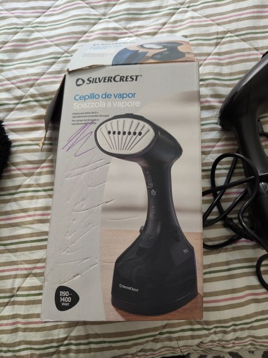 Máquina a vapor para a roupa