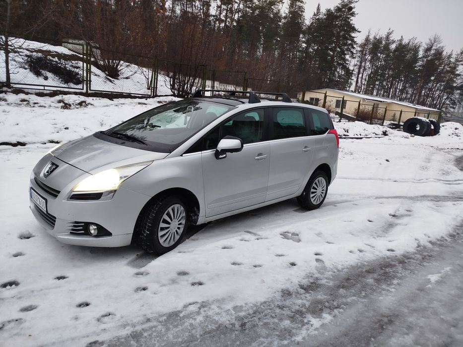 Продається свій автомобіль