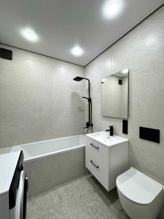 1 кімнатна квартира на Щасливому з ремонтом !